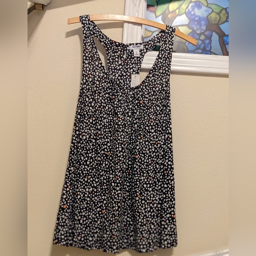 Old Navy women's razorback tank top large NWT